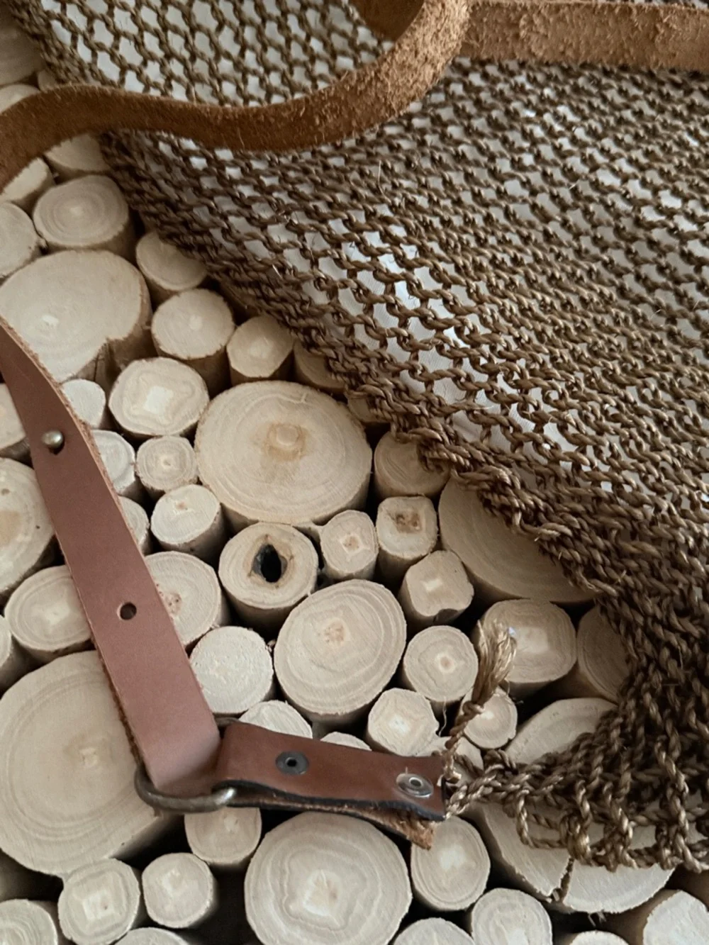 Handwoven Sisal Net Mesh Tote Bag Leather Straps - Brown Summer Beach Backpack - Picture 9 of 12